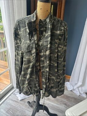 BeachLunchLounge collection jacket